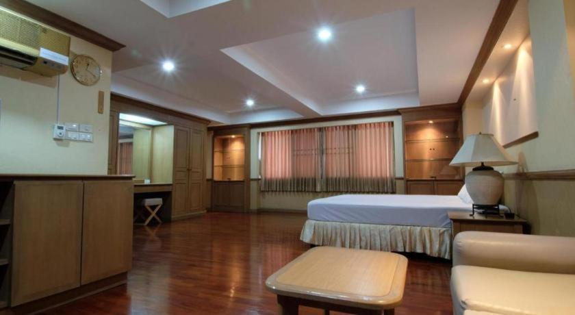 Alameda Suites Hotel Bangkok Exterior foto